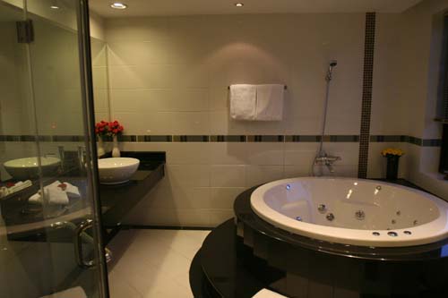 Atlanta Hotel Hanoi 9