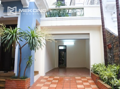 Budget house with 4 bedrooms for rent in C4 block Ciputra Hanoi