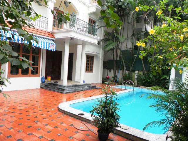 Furnished French style villa with 6 bedrooms and outdoor swimming pool in Dang Thai Mai street