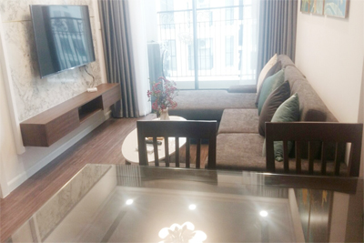 Nicely decorated apartment with 2 bedrooms on high floor in R1 tower, Sunshine Riverside Hanoi