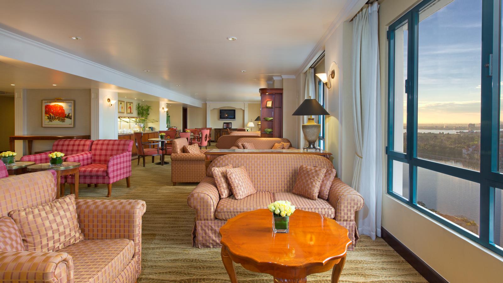 Sheraton Hotel Hanoi 8