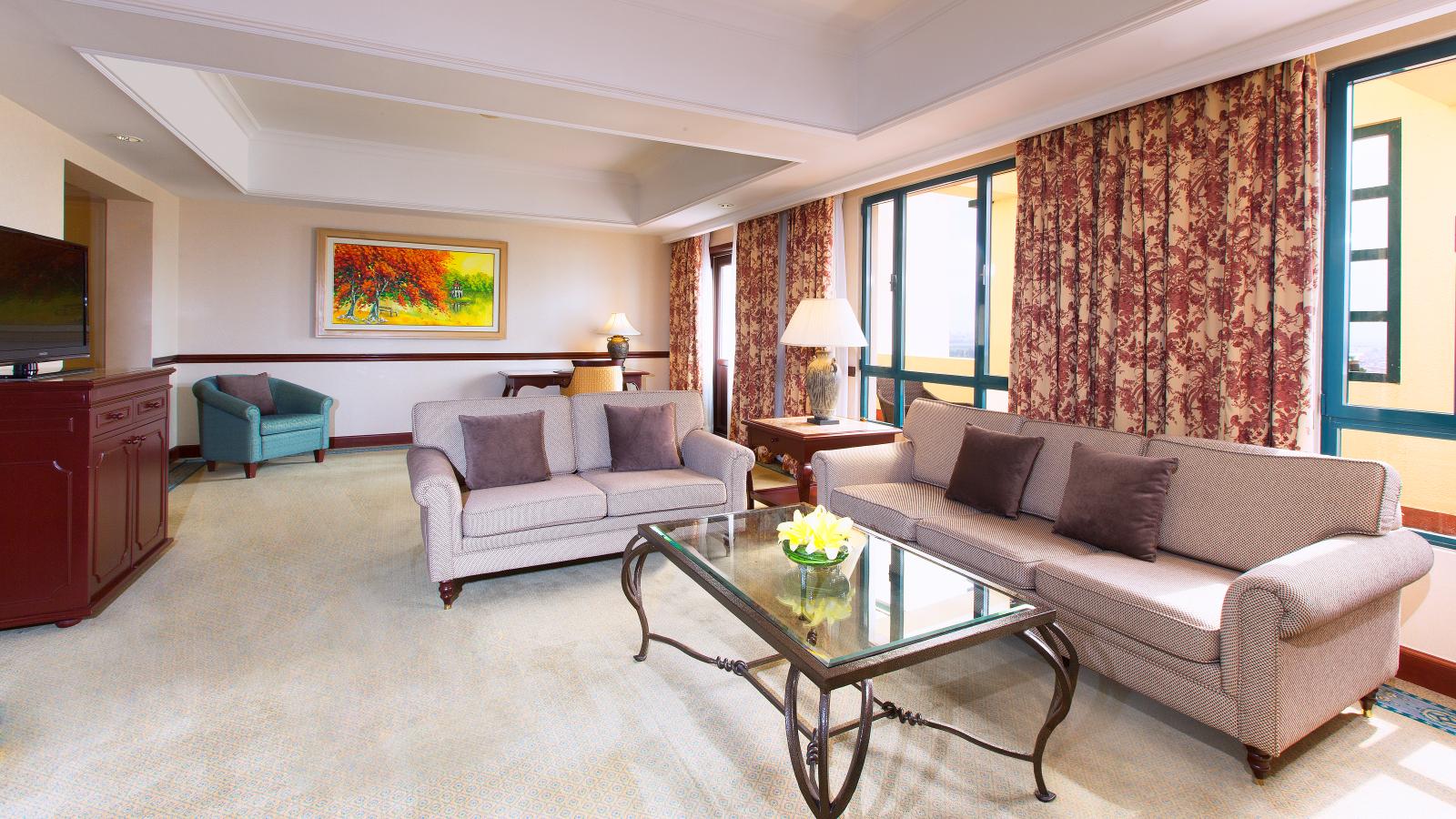 Sheraton Hotel Hanoi 4