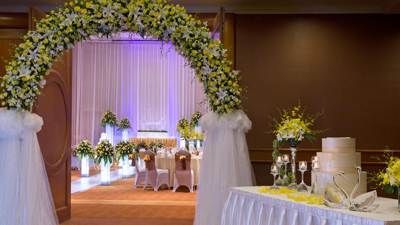 Sheraton Hotel Hanoi 2