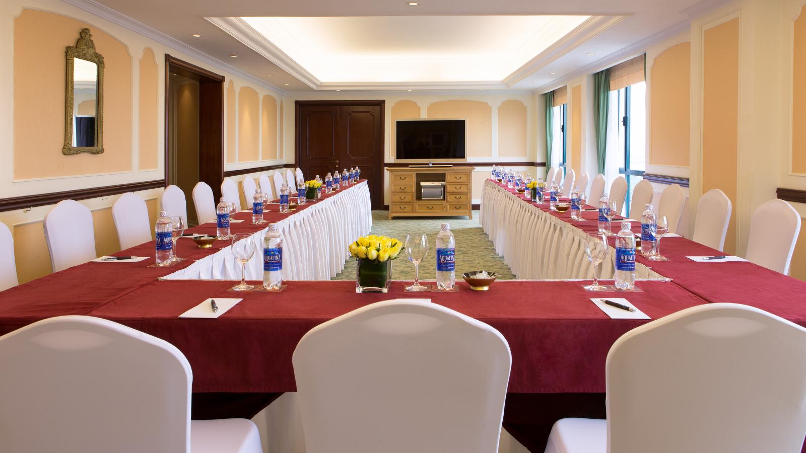 Sheraton Hotel Hanoi 8