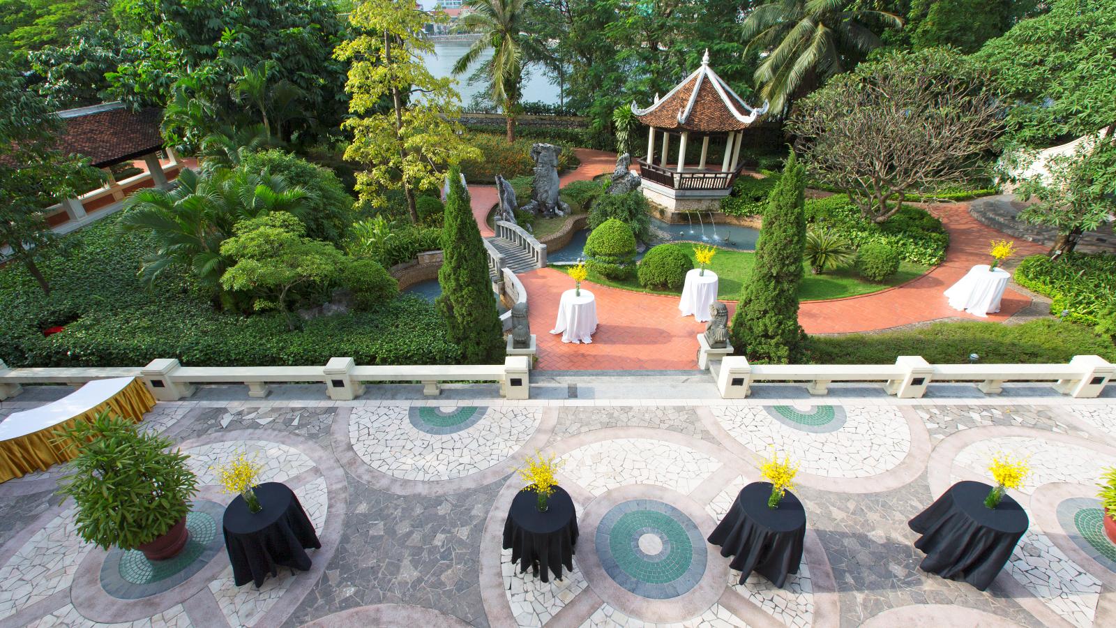 Sheraton Hotel Hanoi 9