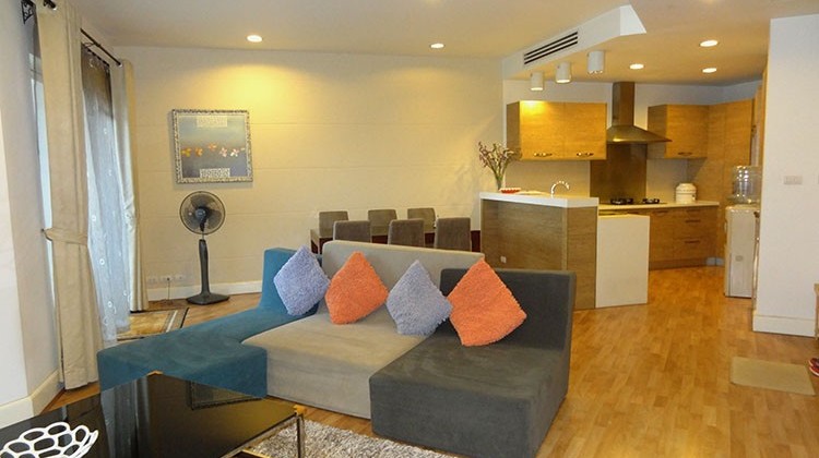 Stunning apartment with 2 bedrooms on high floor, overlooking Westlake in Golden Westlake