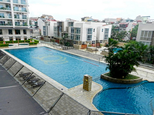 Swimming pool view villa with 5 bedrooms for rent in Golden Westlake Hanoi